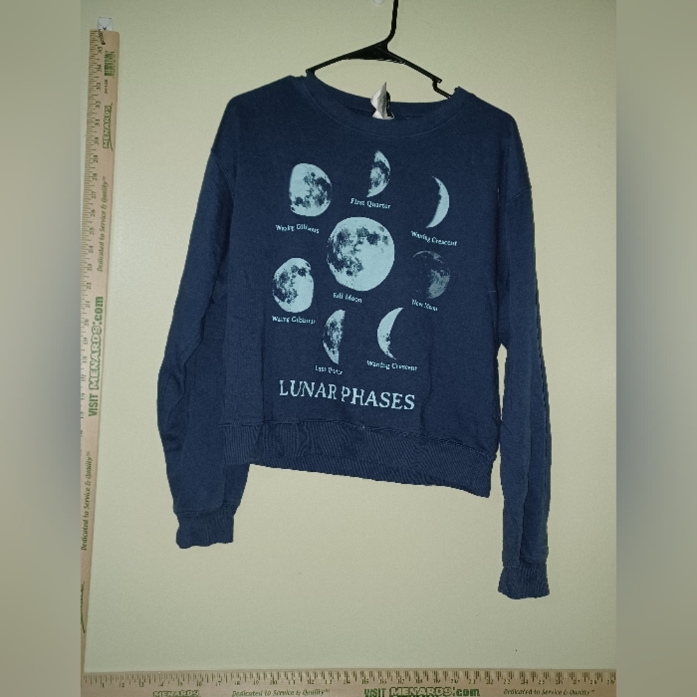 Moon Crewneck